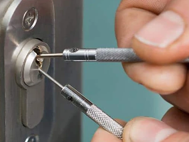 Apertura de Chapa o Cerradura